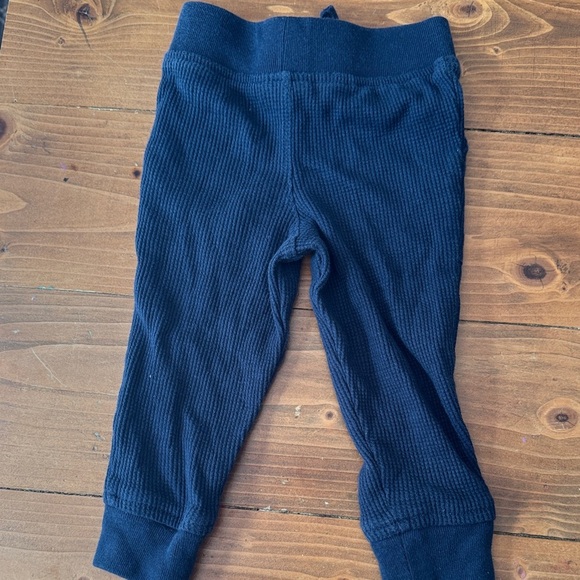 Assorted Bottoms Set 12 months - Picture 9 of 16